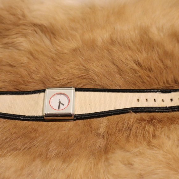 Minimalist Contemporary  Watch - Picture 4 of 6